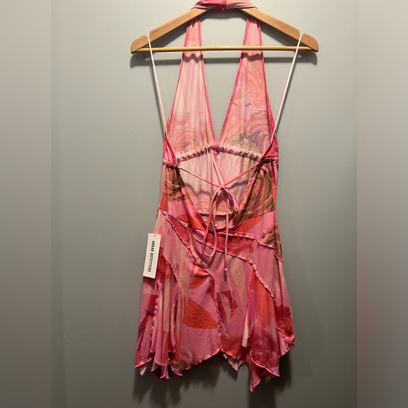 NWT Urban outfitters silence + noise, pink pattern halter mini dress, size s - Picture 3 of 6